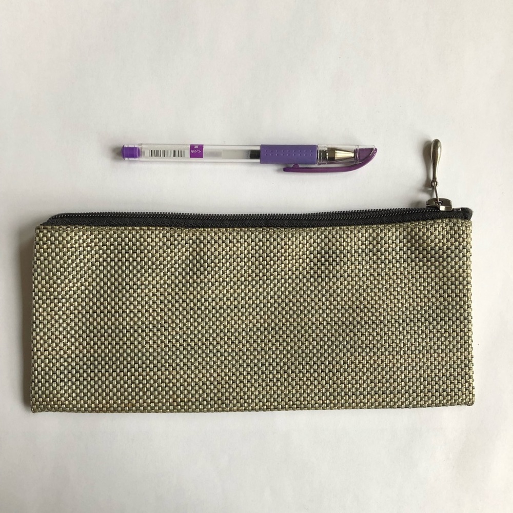 Chilewich Elegant makeup case